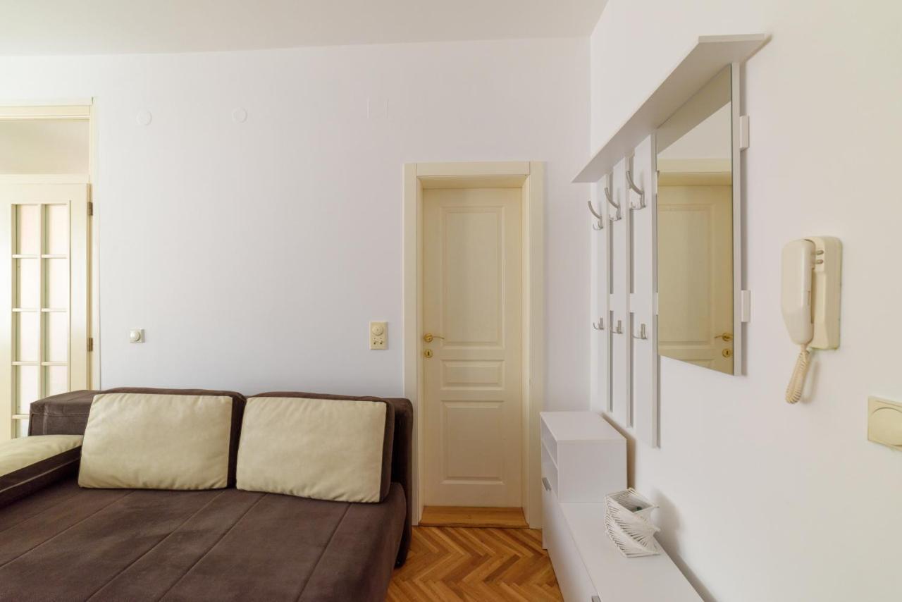 Mm2 Daire Novi Sad Dış mekan fotoğraf